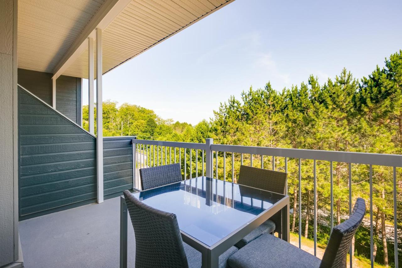 Charming Redesigned Condo-10 Minutes From Mountain モントランブラン エクステリア 写真